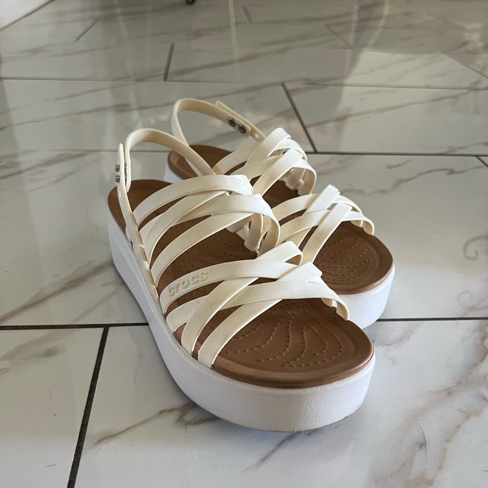 CROCS Cream and White Platform Sandals